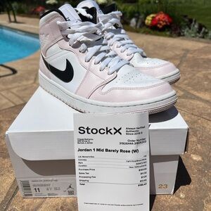 Jordan 1 Mid Barely Rose (W)